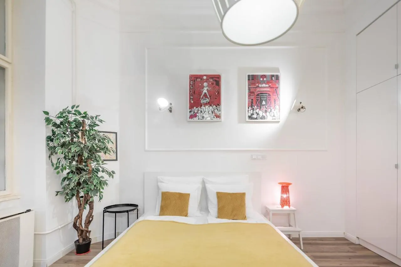 Extra Central Modern Studio Budapest 0*,  Ungern