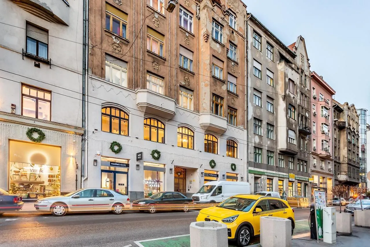 Extra Central Modern Studio Budapest Semesterbostad
