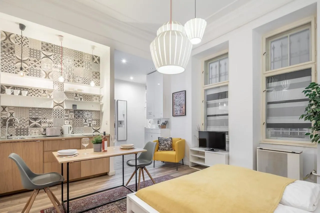 Semesterbostad Extra Central Modern Studio Budapest